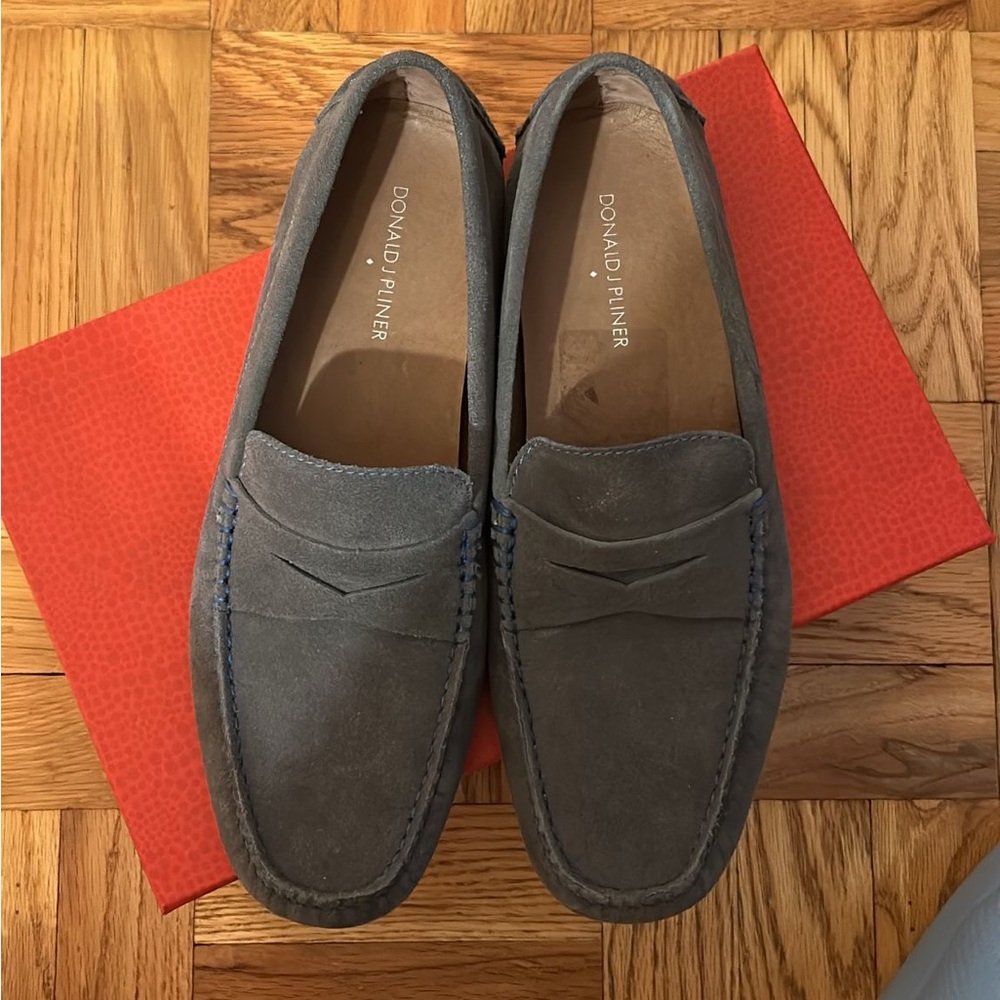 Donald J. Pliner Gray Leather Suede Loafers Size 8.5 - Picture 2 of 6